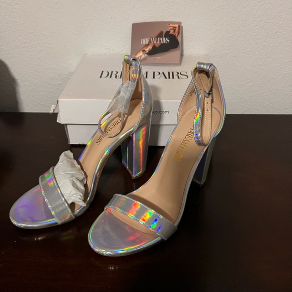 Dream Pairs Silver Holographic Block Heel Sandals Size 7 - Picture 1 of 4